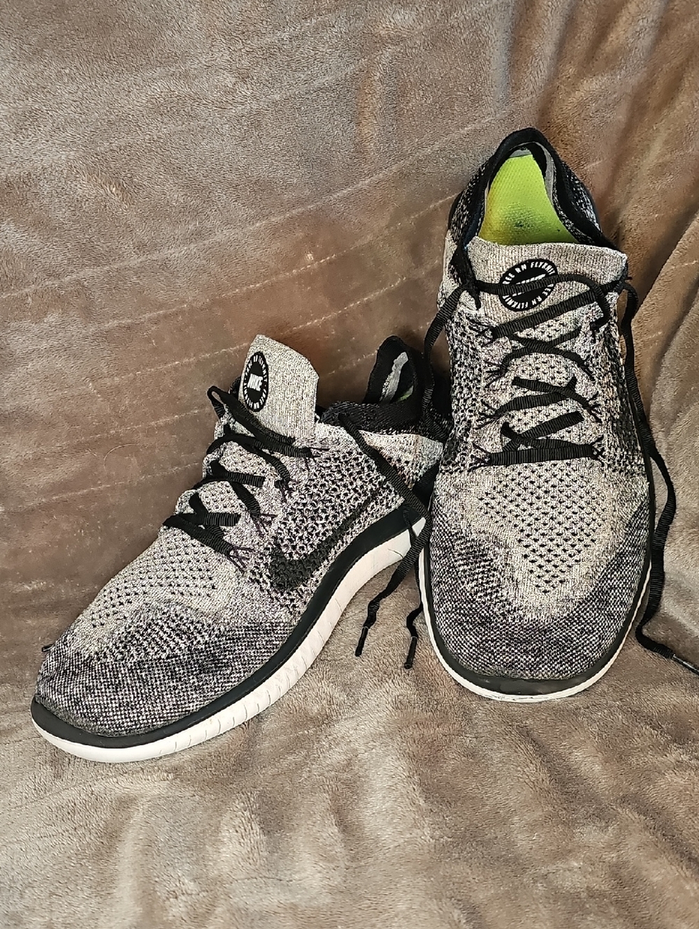 NIKE Free RN Flyknit 2018 Running Shoes Mens 12 White Black Oreo